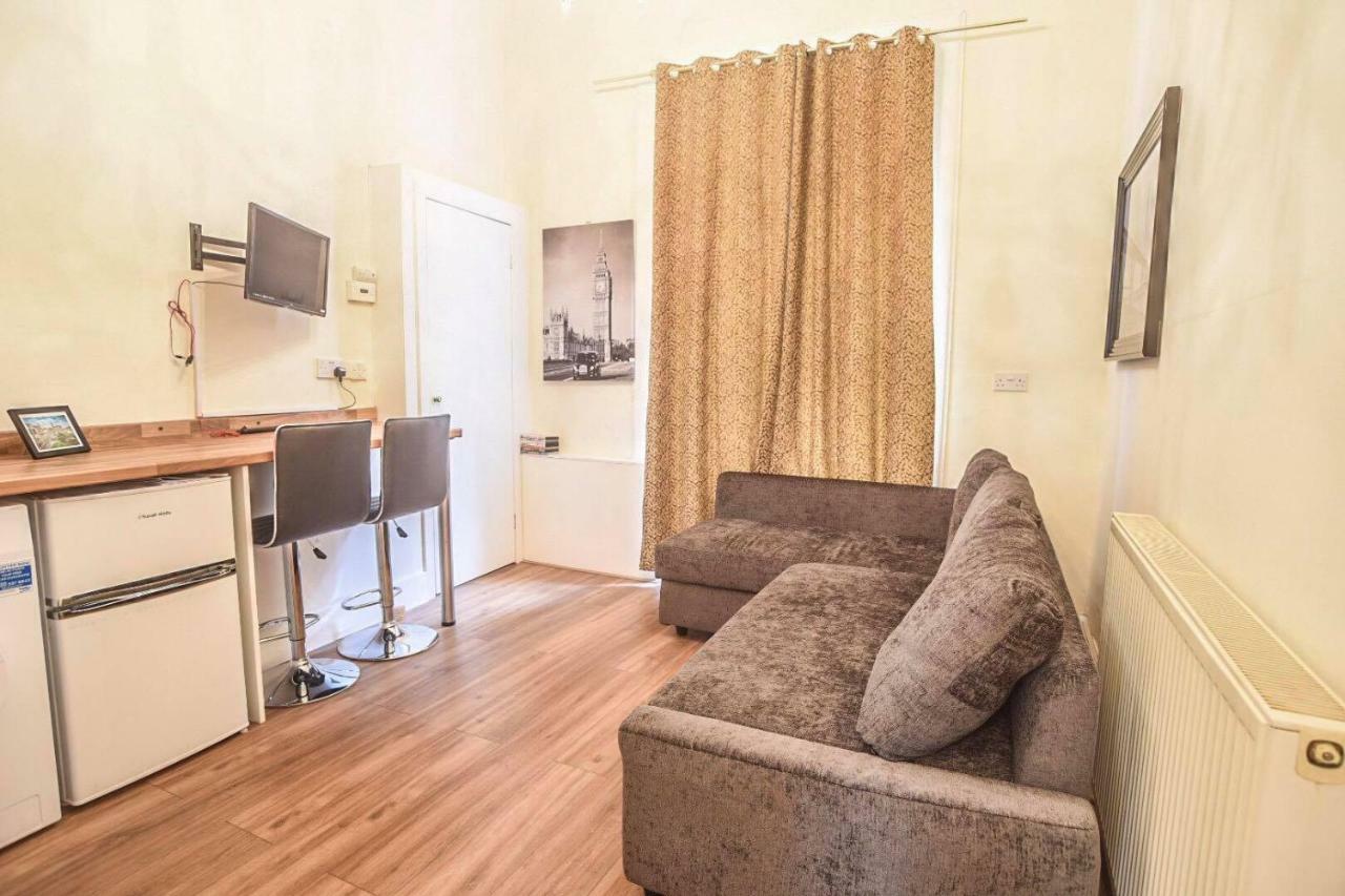 Edinburgh Ground Floor City Centre Flat Close To Princess Street 외부 사진
